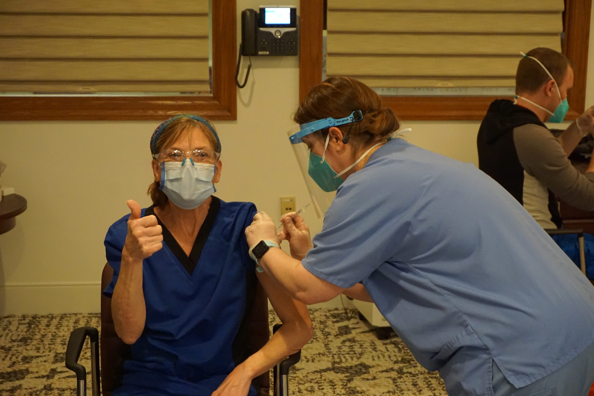 Betsy receives covid vaccine